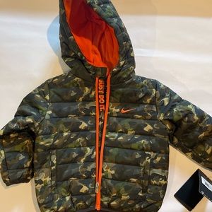 NWT nike Camo puffer coat